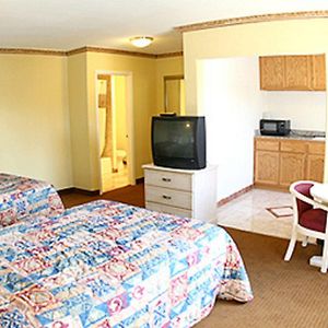 Glen Capri Inn And Suites - Burbank Universal